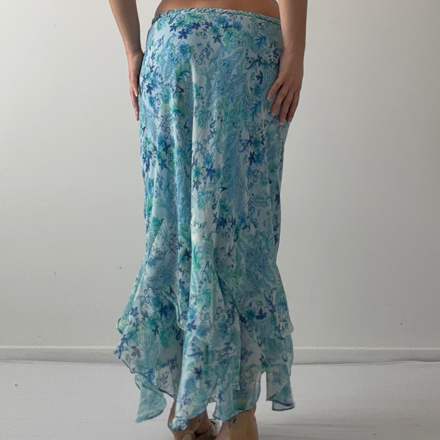 Paisley Ruffle Midi Skirt | M