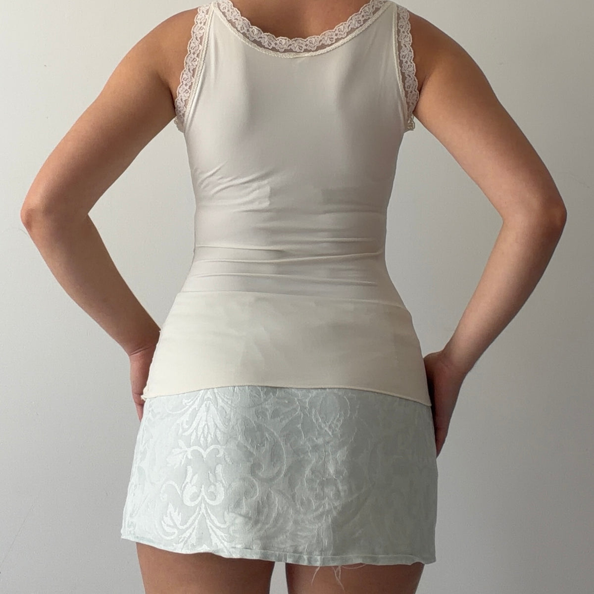 Flexees Lace Cami Top | S-M