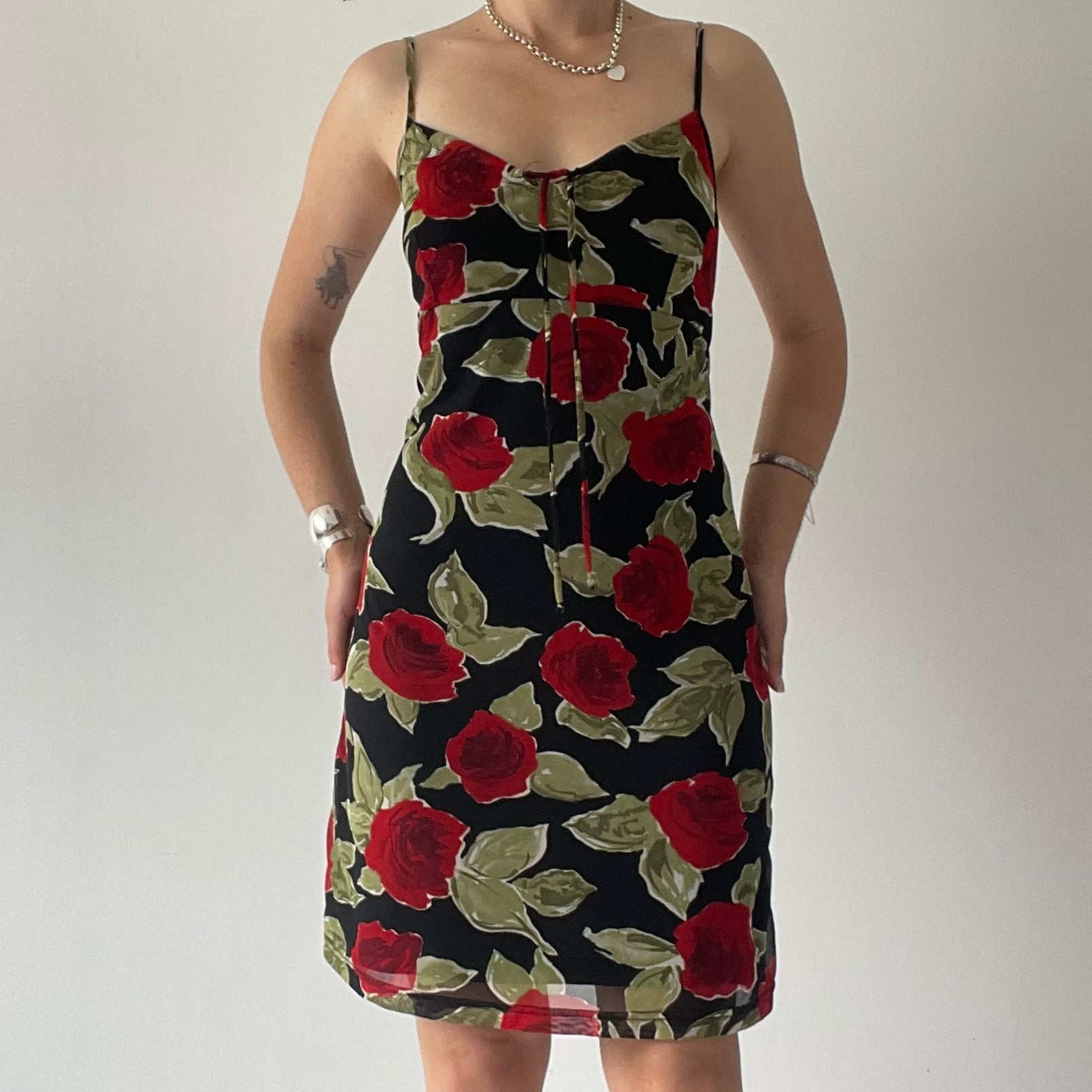 Vicky Vale Rose Midi Dress | 12-14