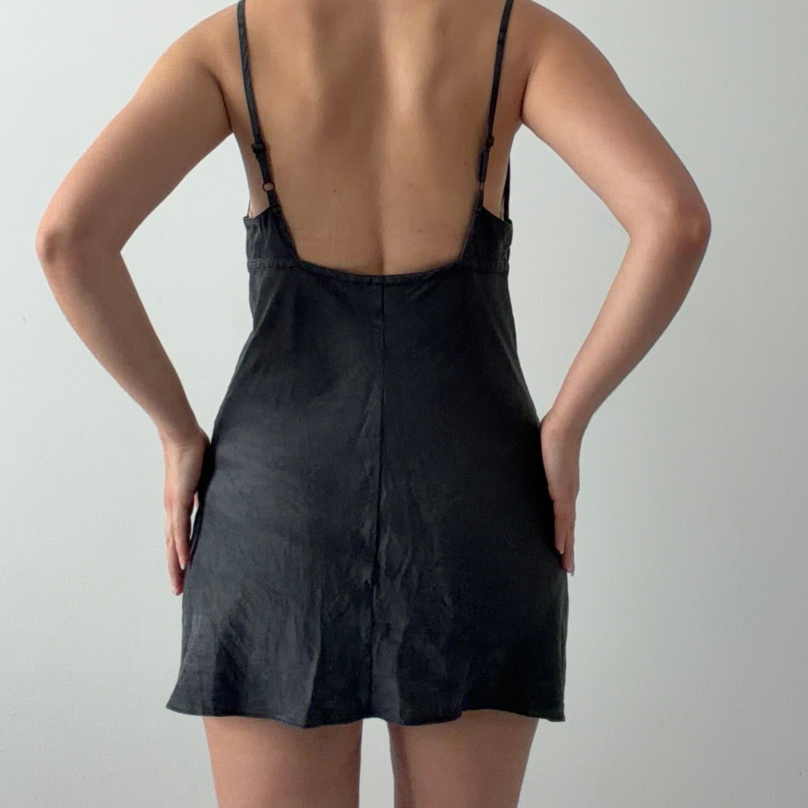 03' Victoria's Secret Silk Slip | S