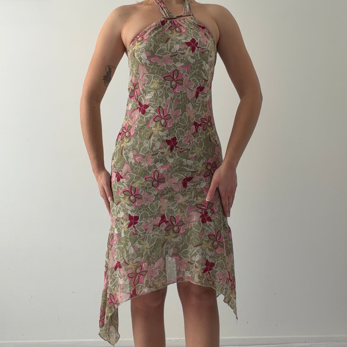 Hot Kiss Halter Midi Dress | S-M