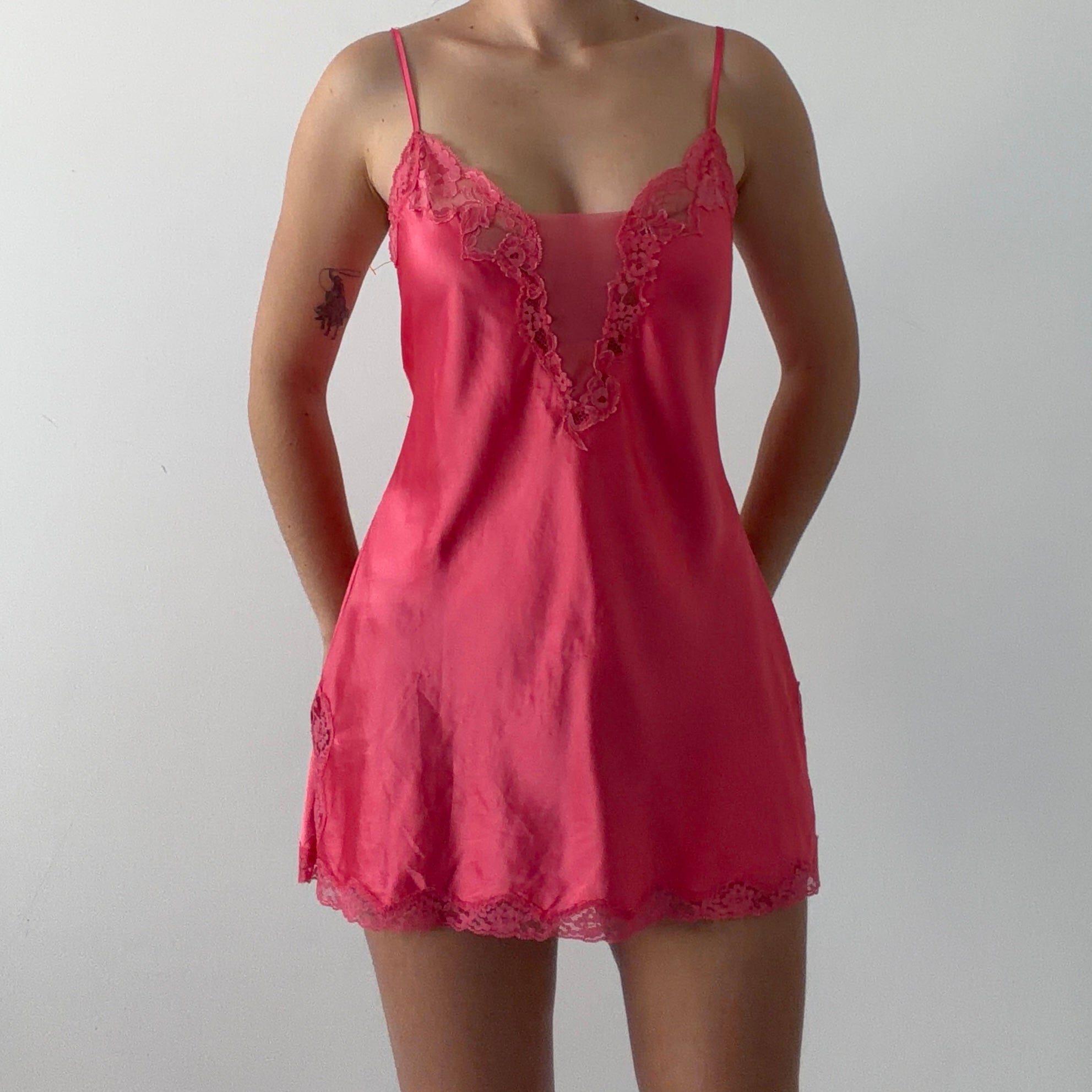 03' Victoria's Secret Slip Dress | Hot Pink | M
