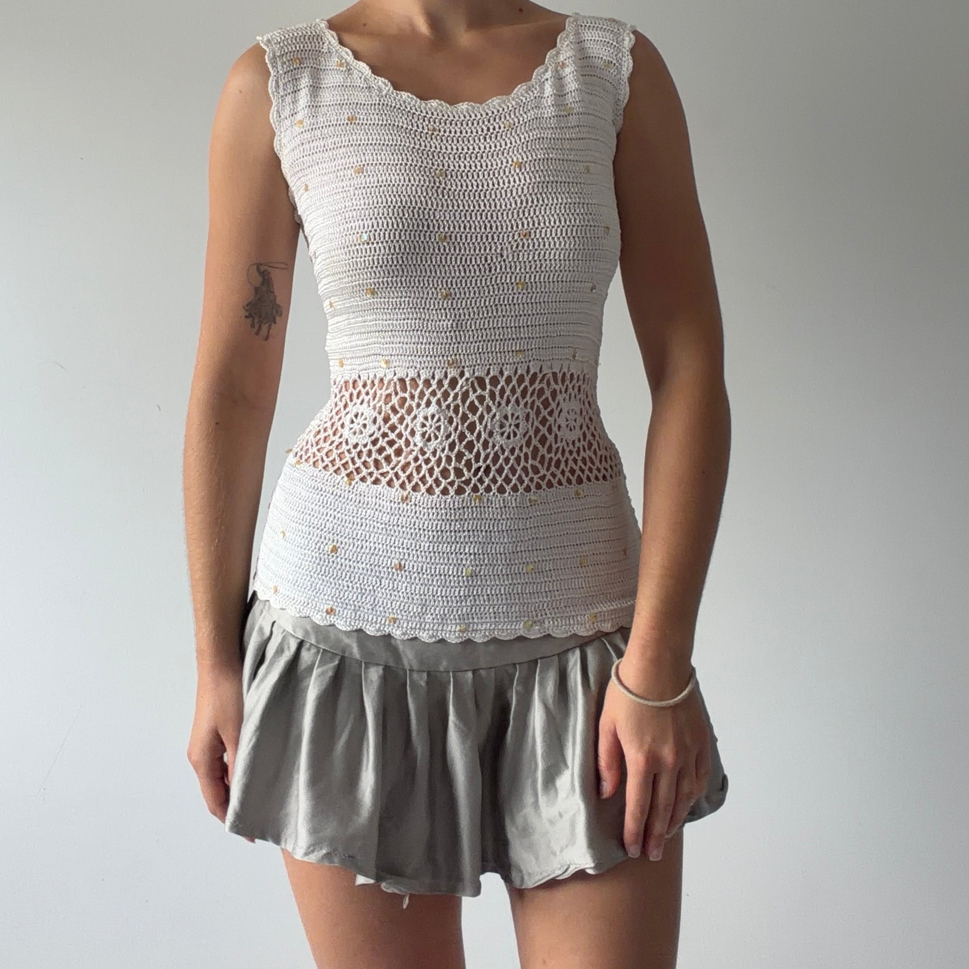 Apart Sequin Crochet Top | L