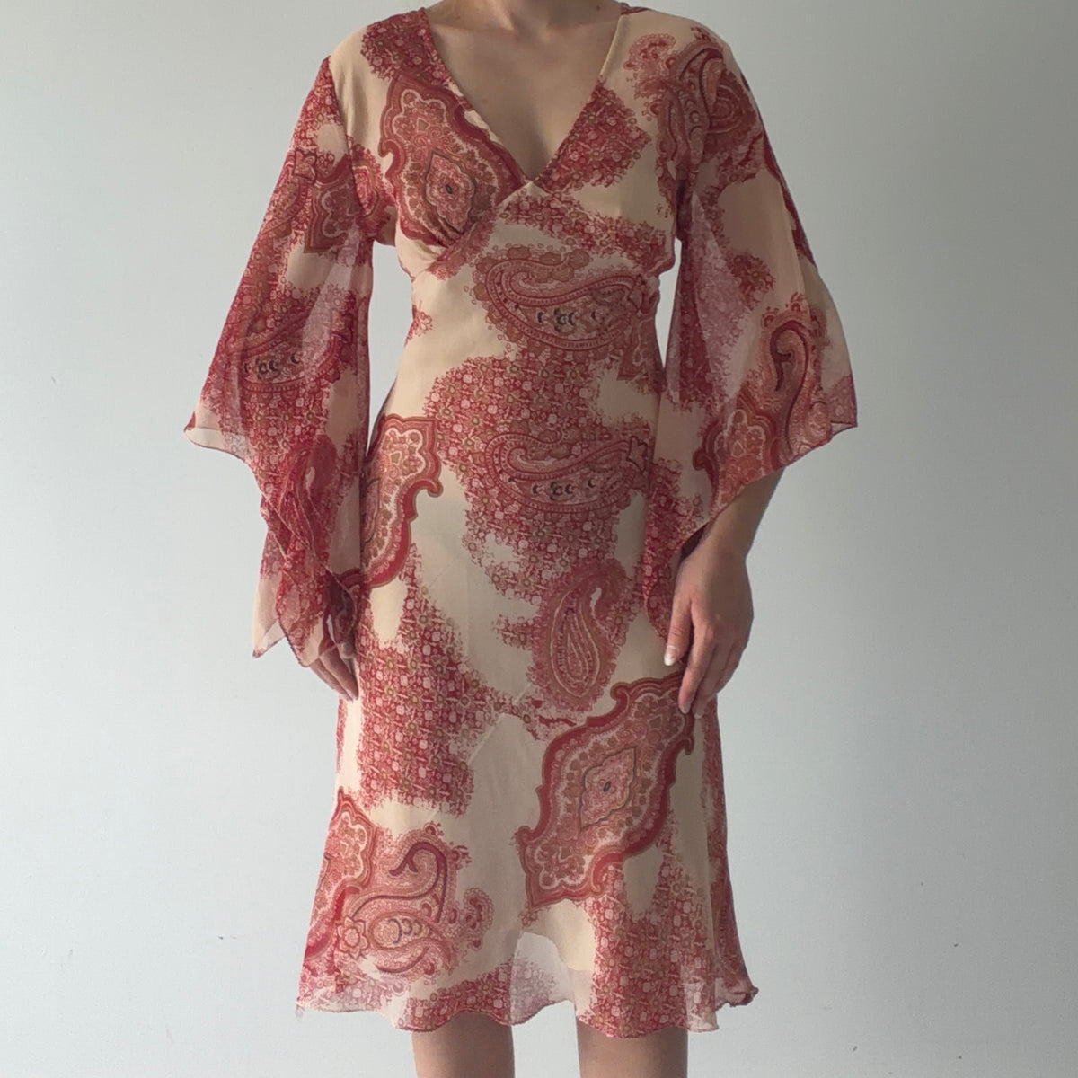 Pink Girl Paisley Bell Sleeve Midi Dress | L