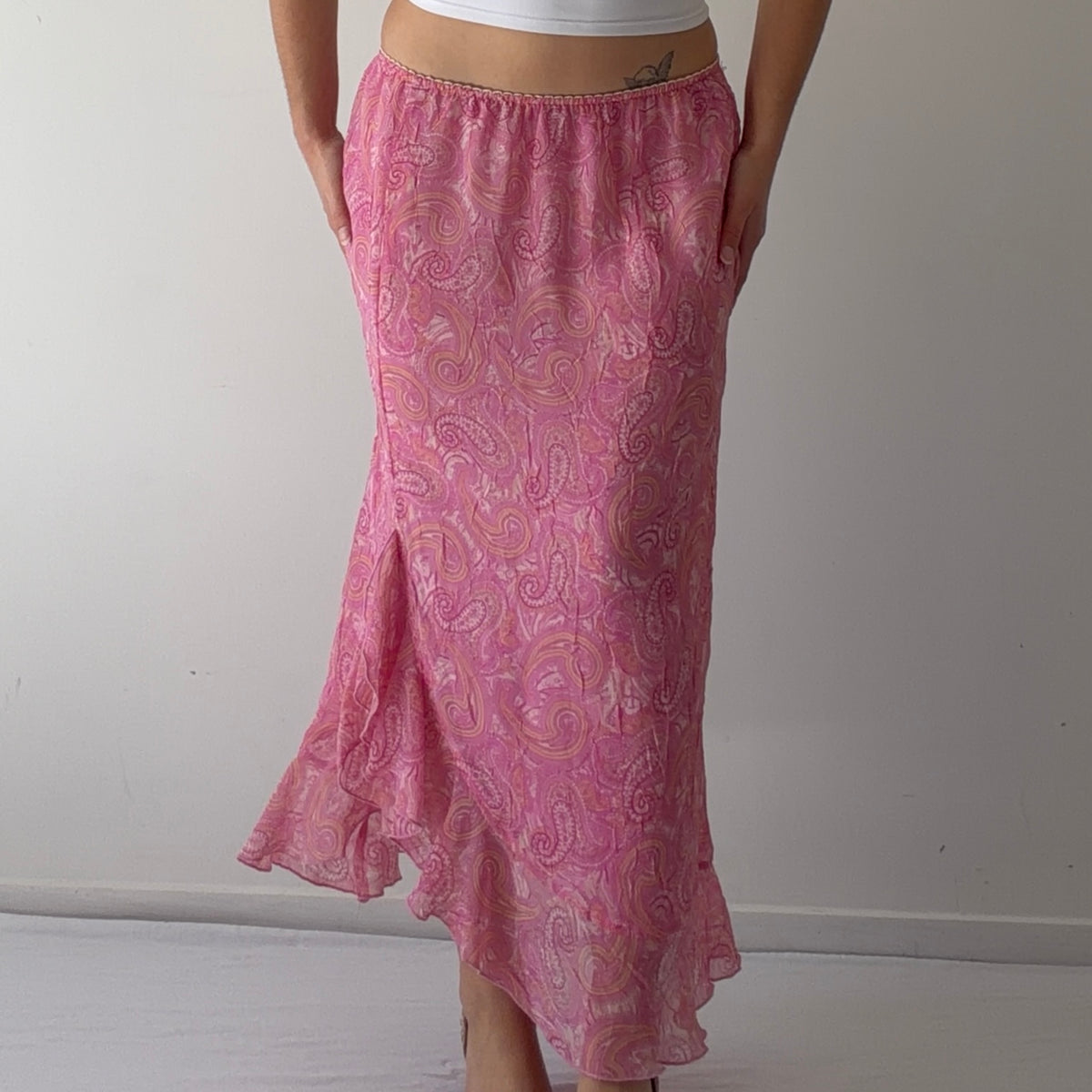 Worthington Paisley Ruffle Midi Skirt | M