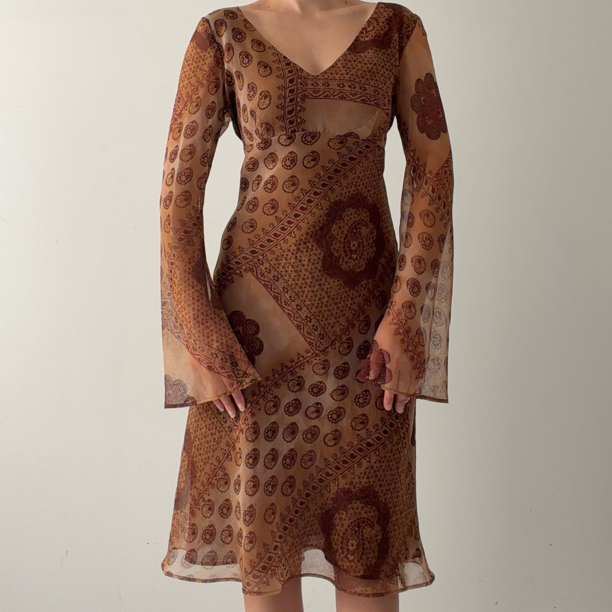 Mica Bell Sleeve Midi Dress | L