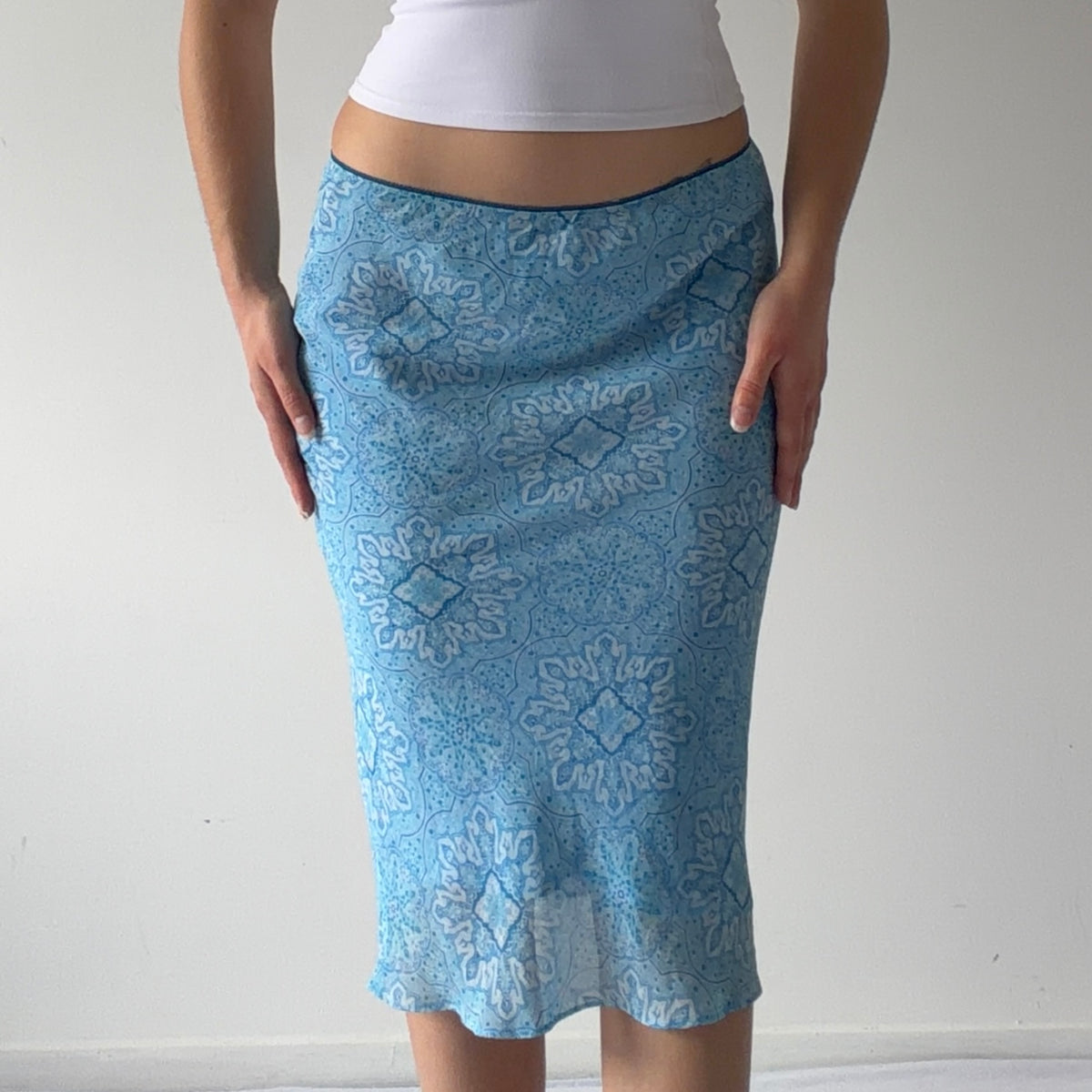 To A T Midi Skirt | XS-S