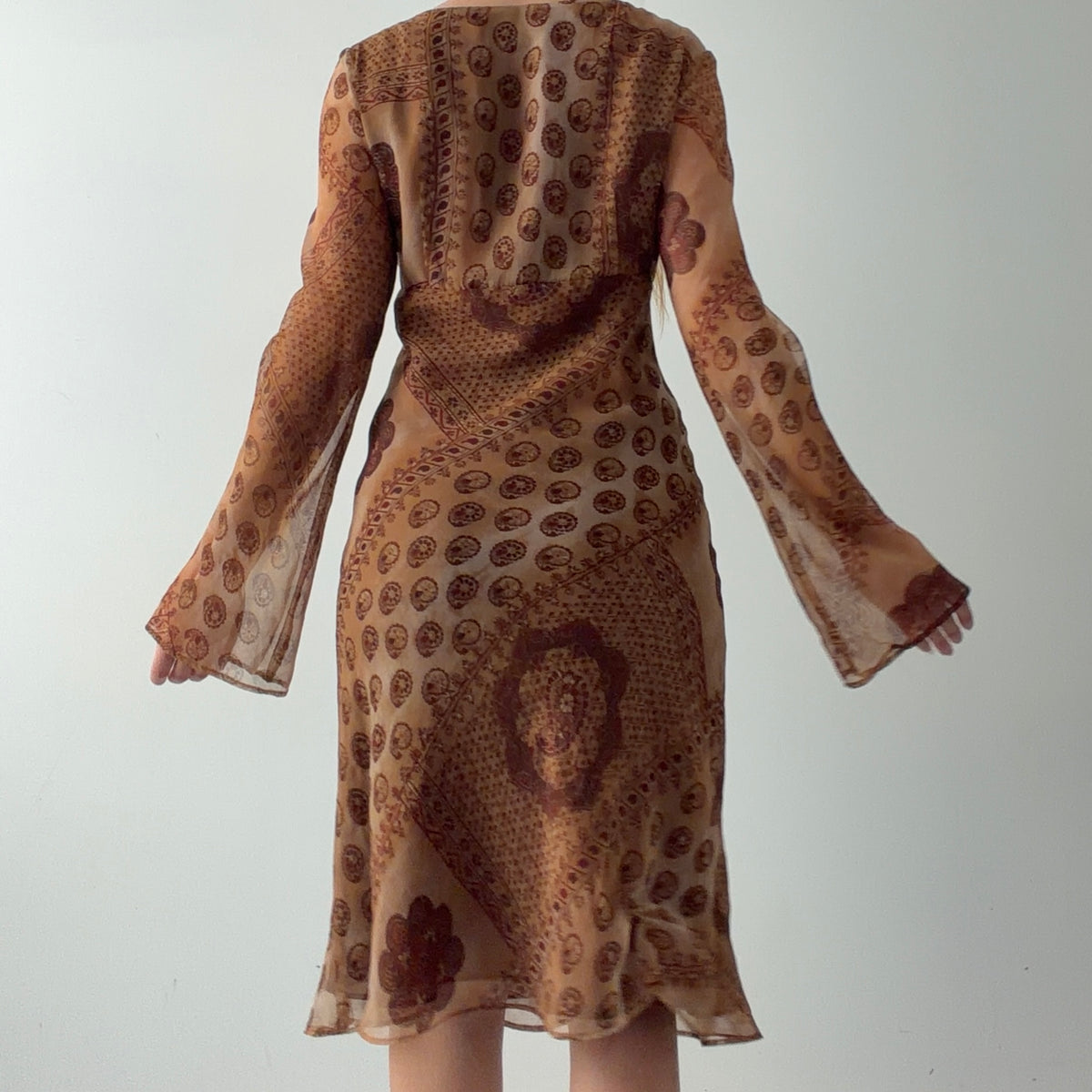 Mica Bell Sleeve Midi Dress | L