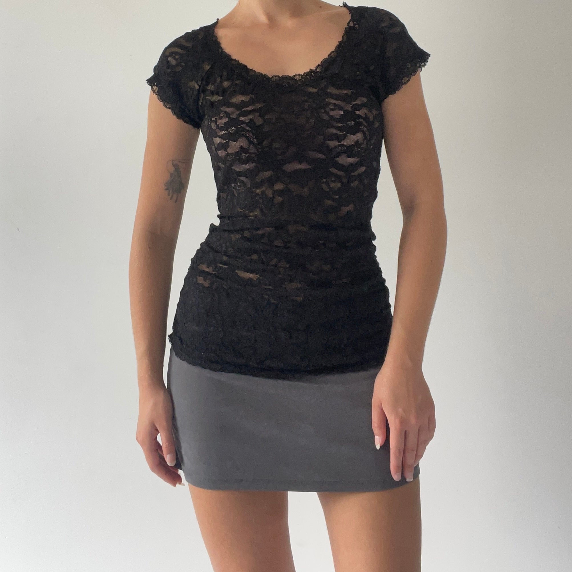 Moda International Lace Top | S