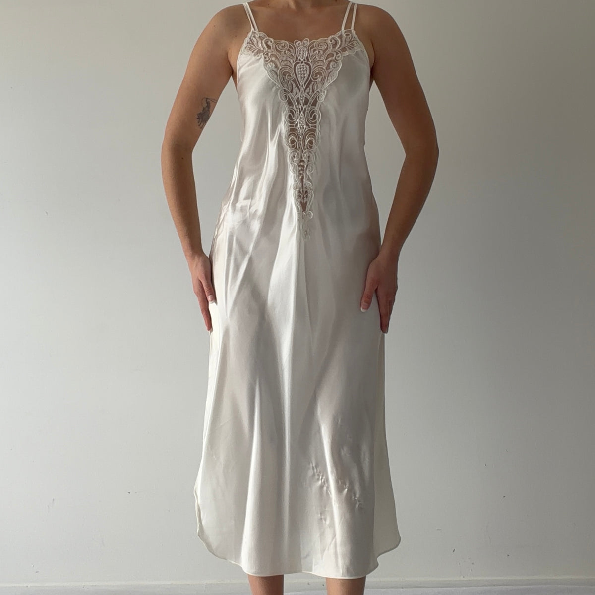 Intimo Amore Satin Midi Slip Dress | M