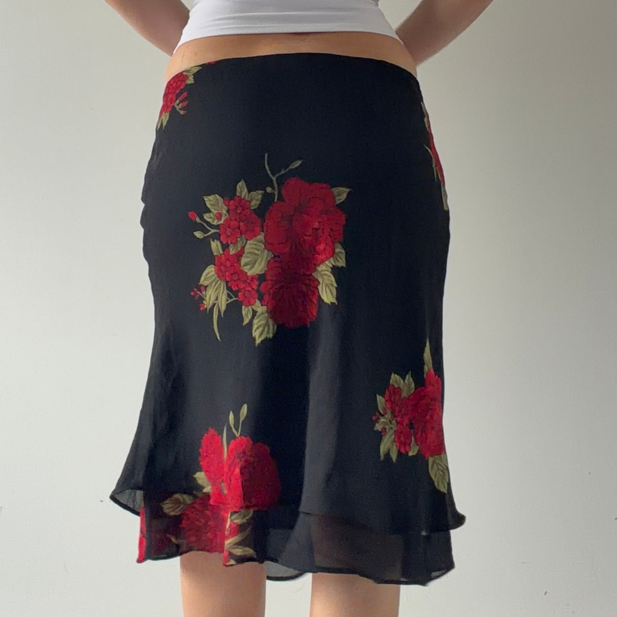 Rose Midi Skirt | M-L
