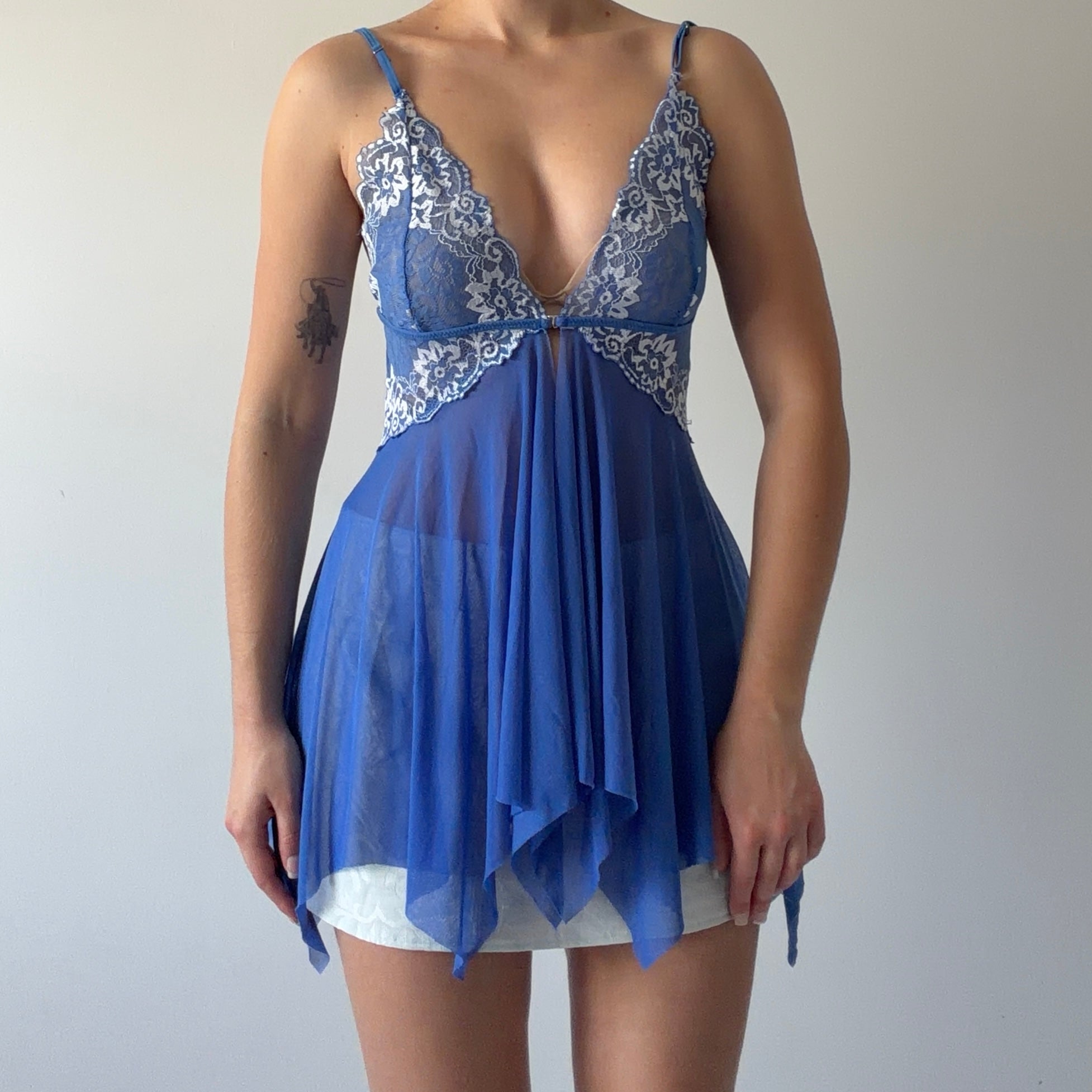 Avid Love Asymmetric Fairy Top | S