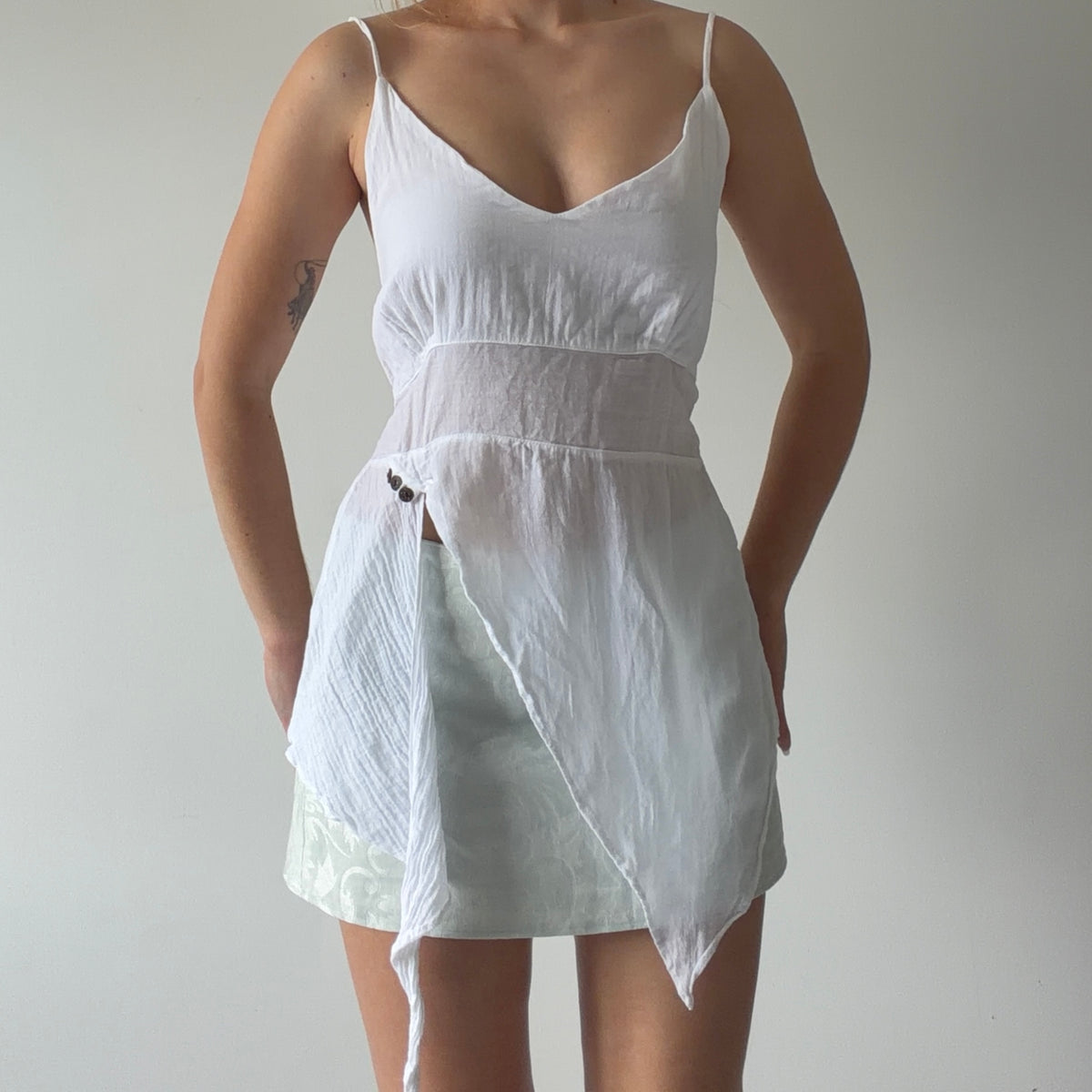 Blanc du Nil Asymmetric Cami | S-M