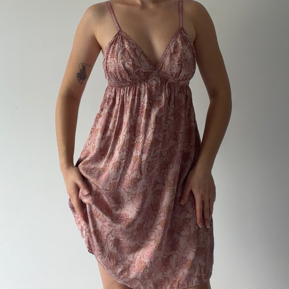 09' Victoria's Secret Paisley Midi Dress | L