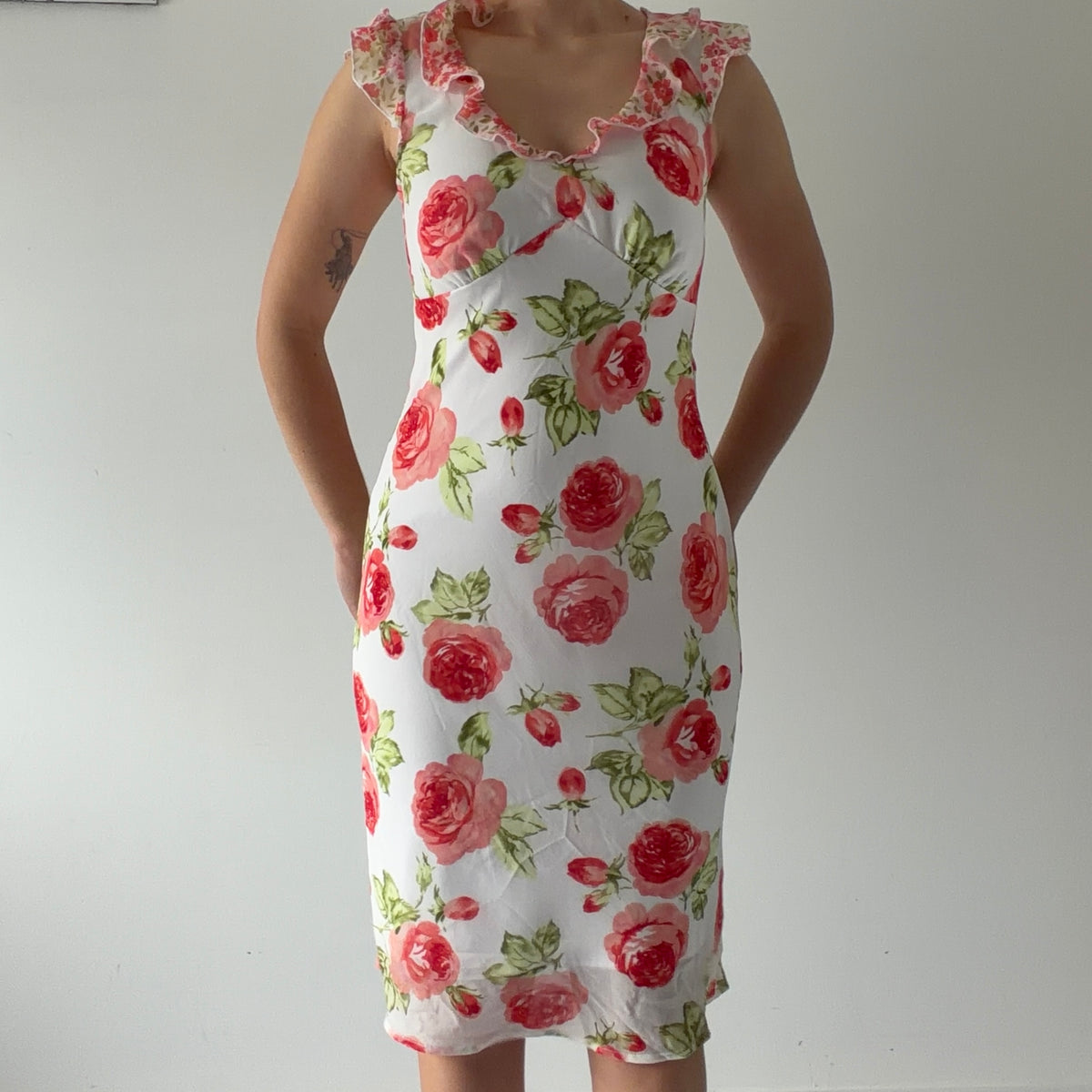 My Michelle Rose Midi Dress | S