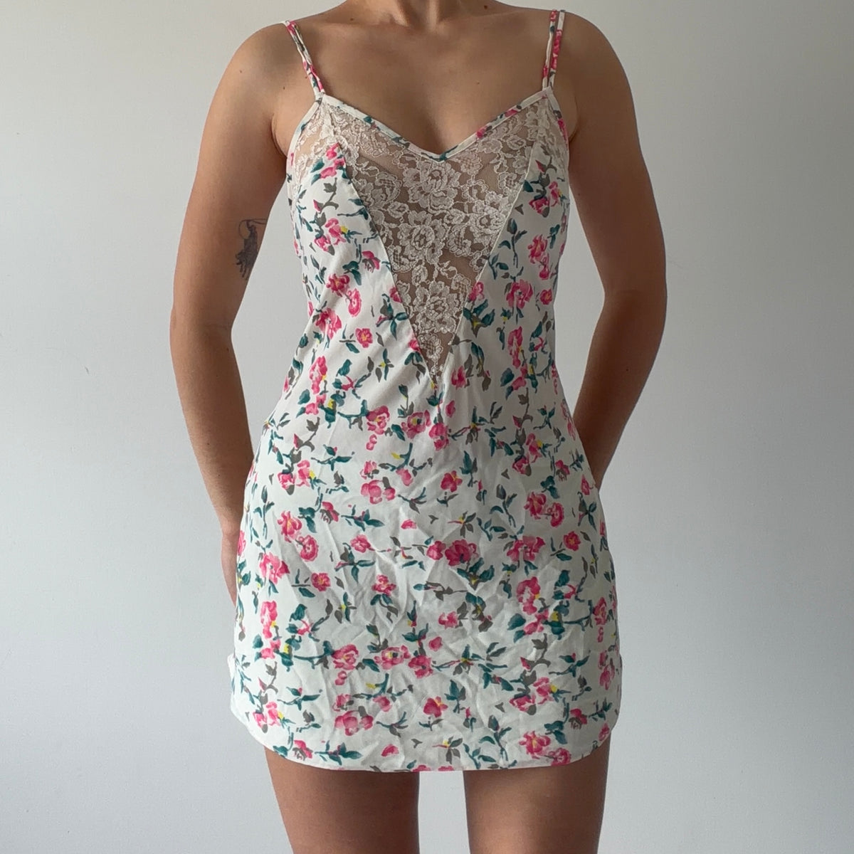 Victoria's Secret Gold Label Floral Slip Dress | 6-8