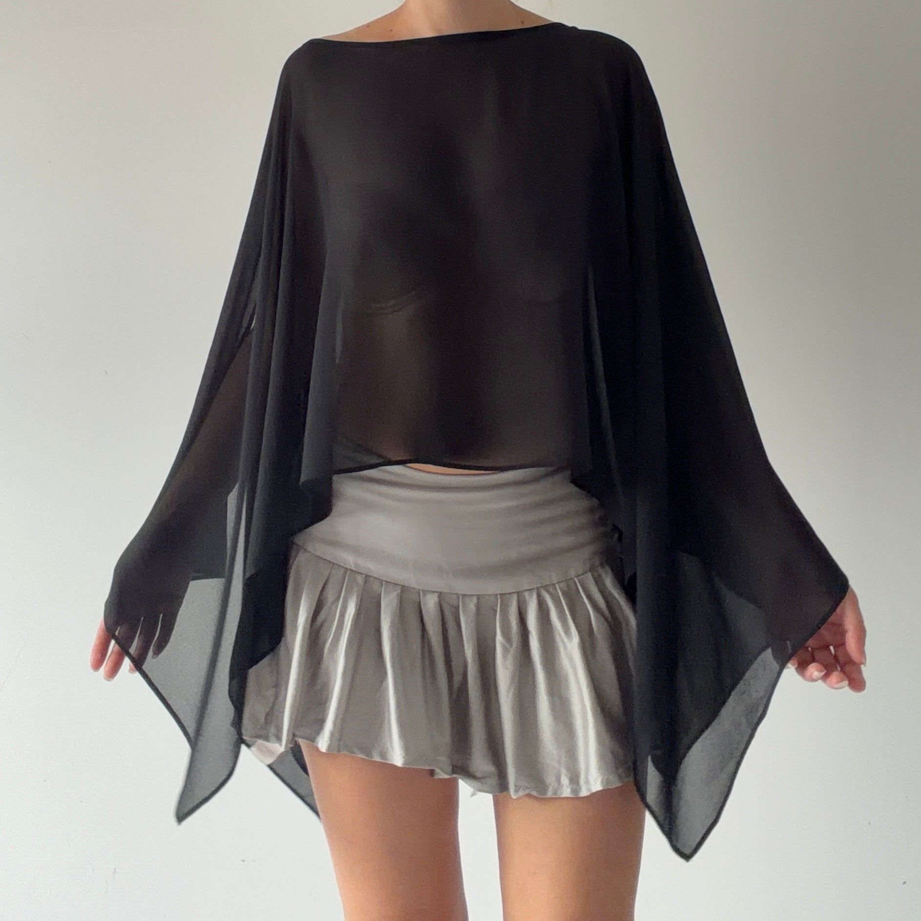 Person-elle Poncho Top | OS