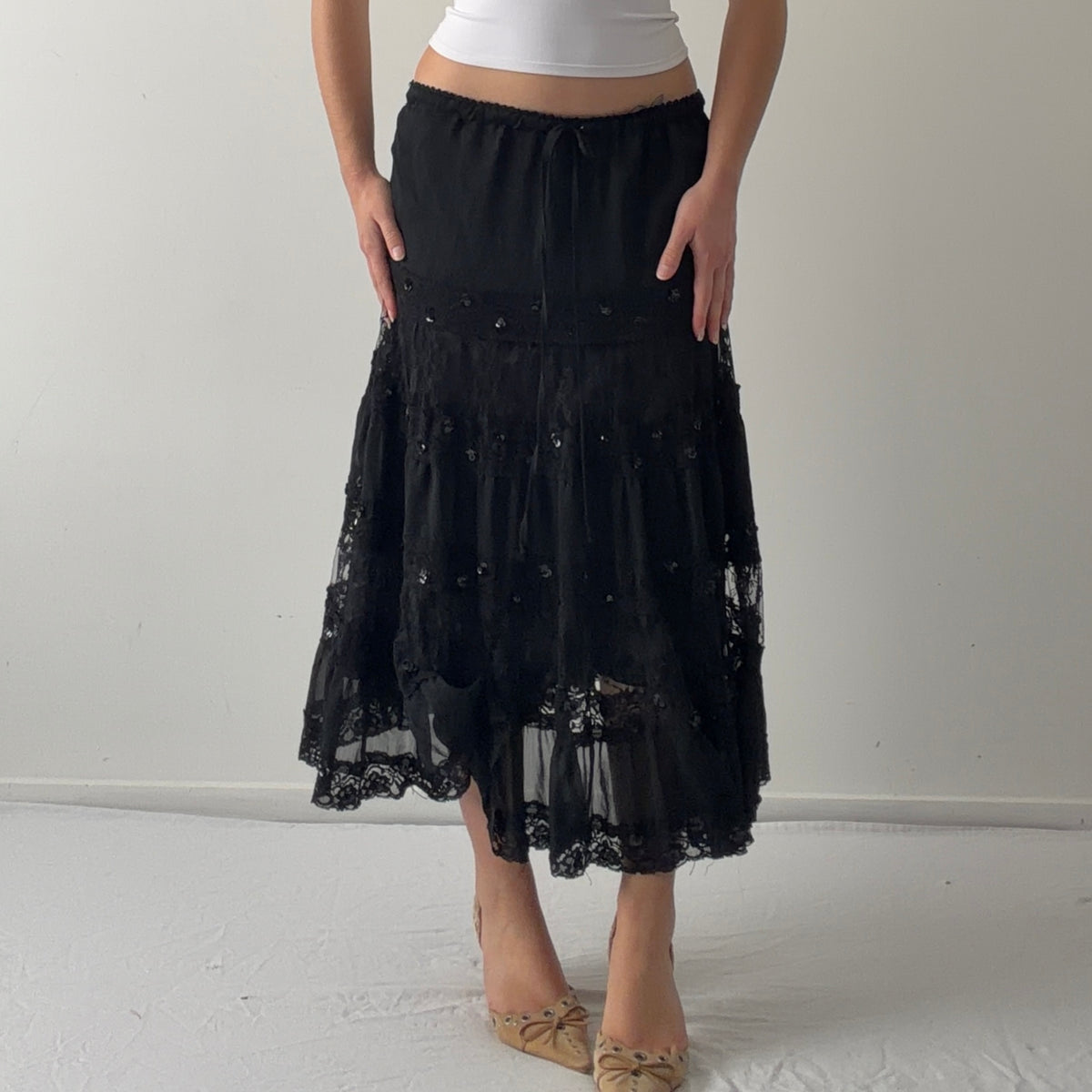 L'Pogee Tiered Midi Skirt | M