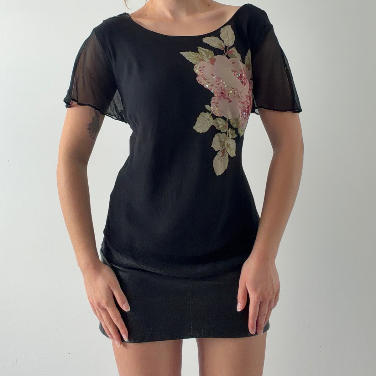 Silk Floral Boat Neckline Top | L