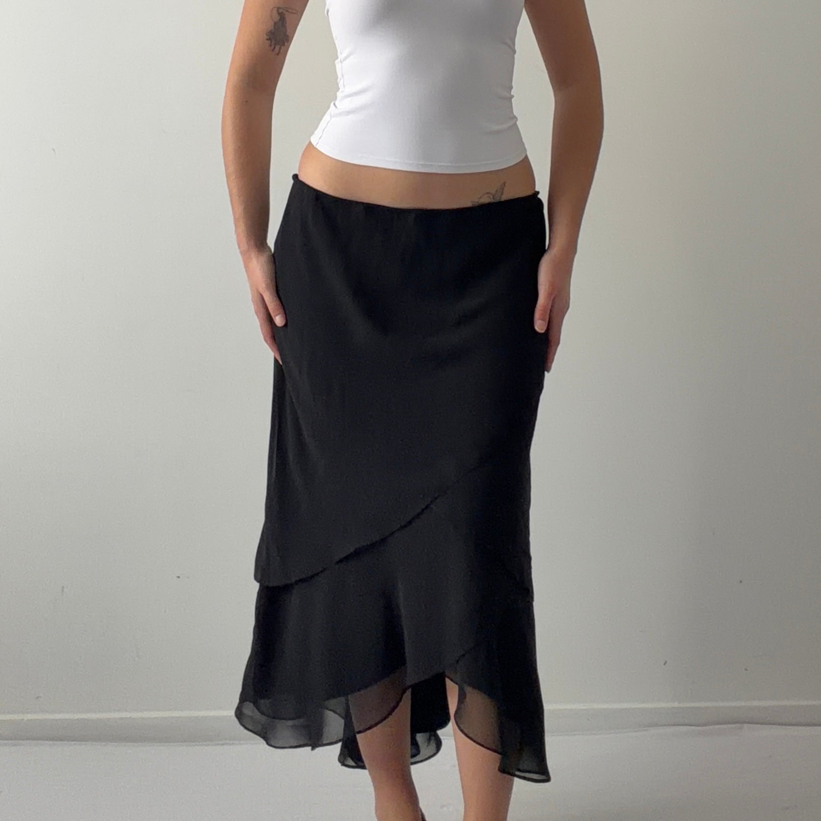 Dressbarn Ruffle Midi Skirt | Made in USA | L