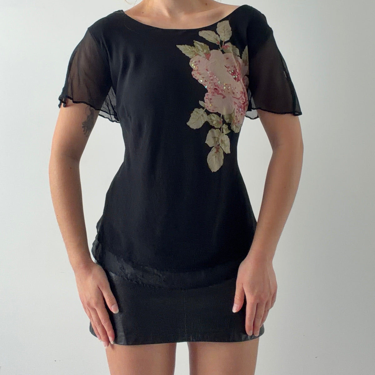 Silk Floral Boat Neckline Top | L