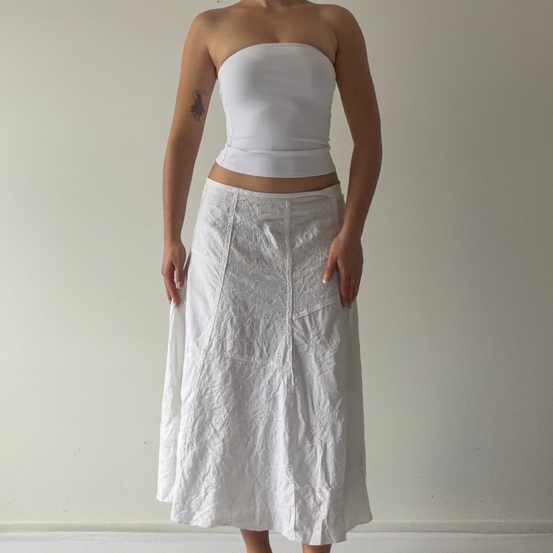 Chicos Emroidered Skirt | 10-12