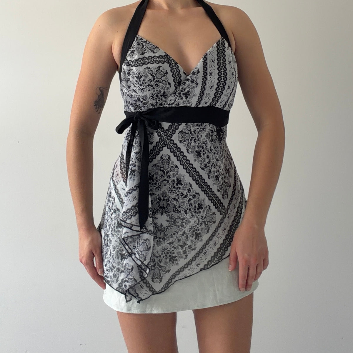 Studio 1940 Scarf Halter Top | 10-12