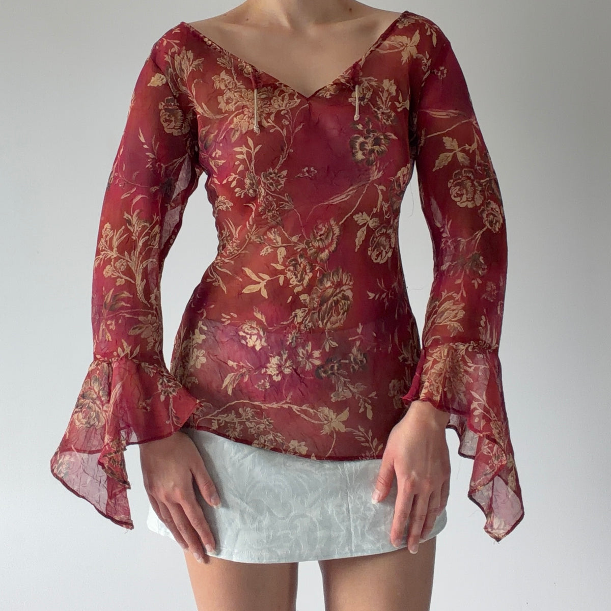 Star City Bell Sleeve Ruffle Top | M