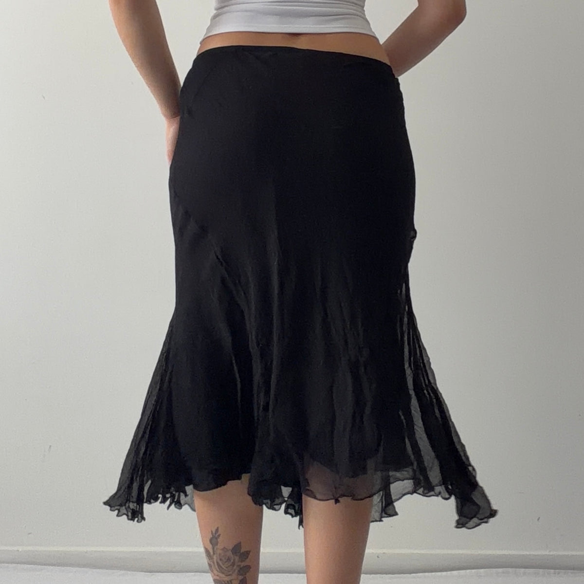 Casual Studio Silk Midi Skirt | 10-12