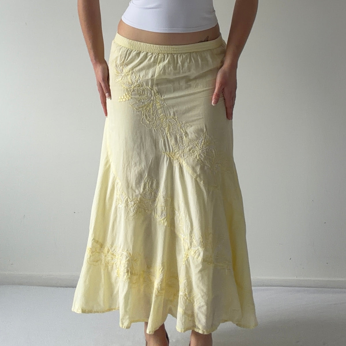 Metro Wear Embroidered Maxi | S