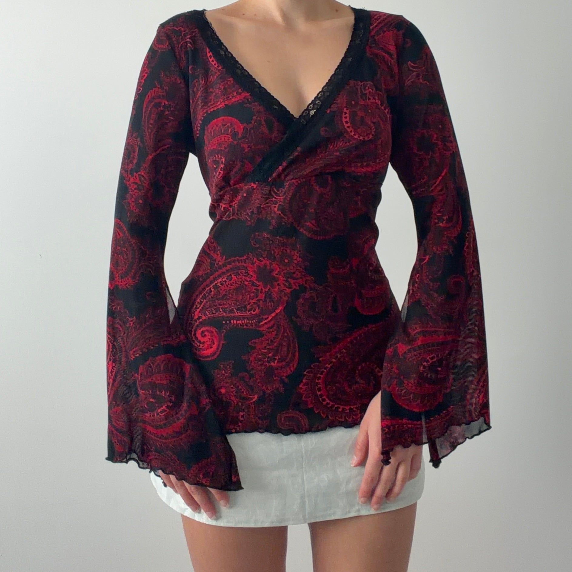 Fashion Bug Bell Sleeve Top | Made in USA | L