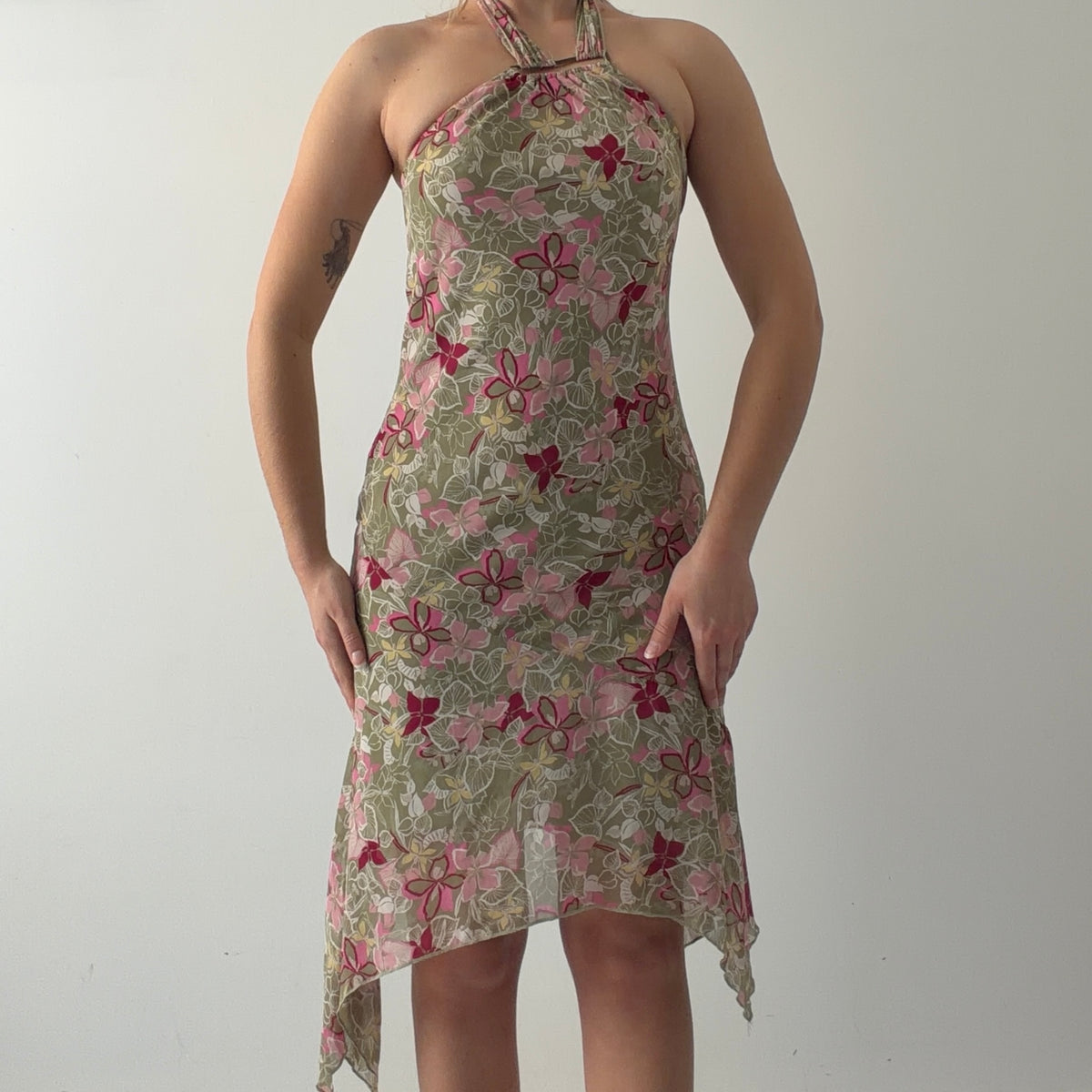 Hot Kiss Halter Midi Dress | S-M