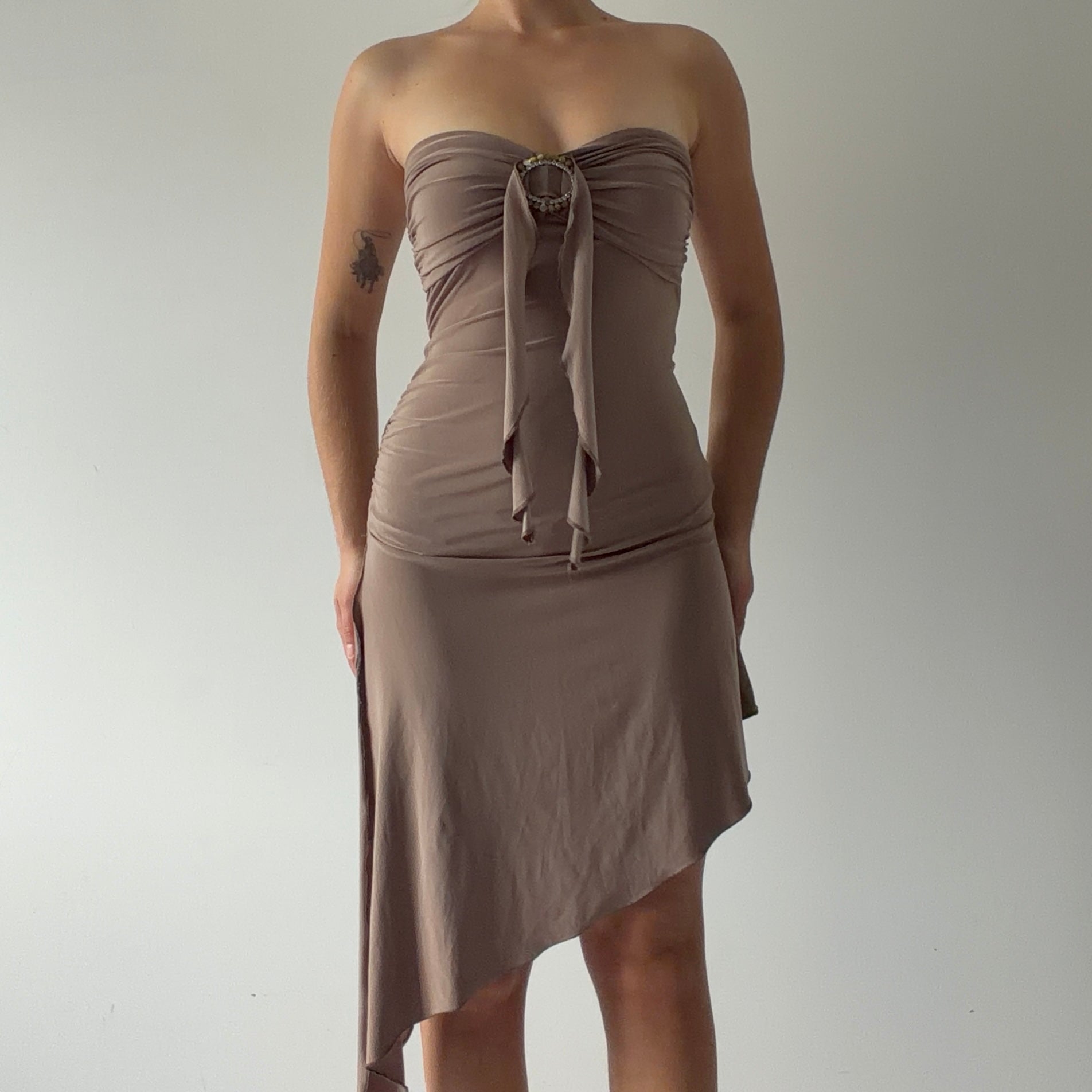 Sisters Point Strapless Asymmetric Dress | S/M