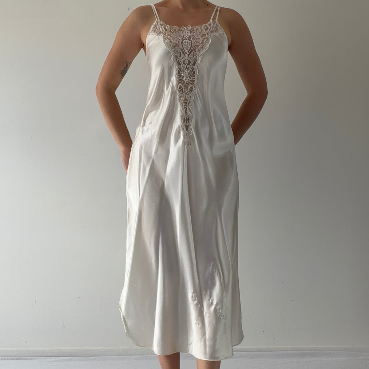 Intimo Amore Satin Midi Slip Dress | M