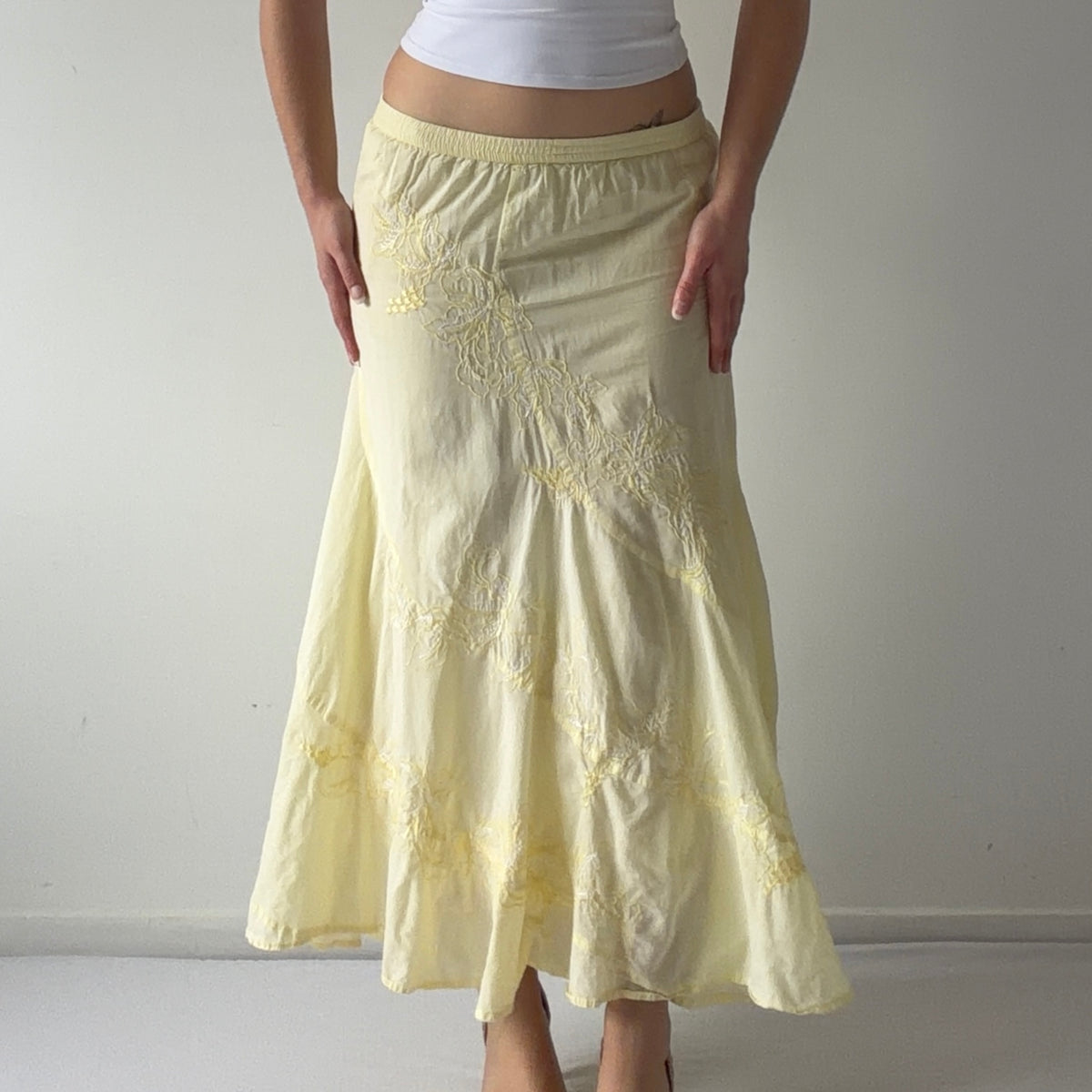 Metro Wear Embroidered Maxi | S