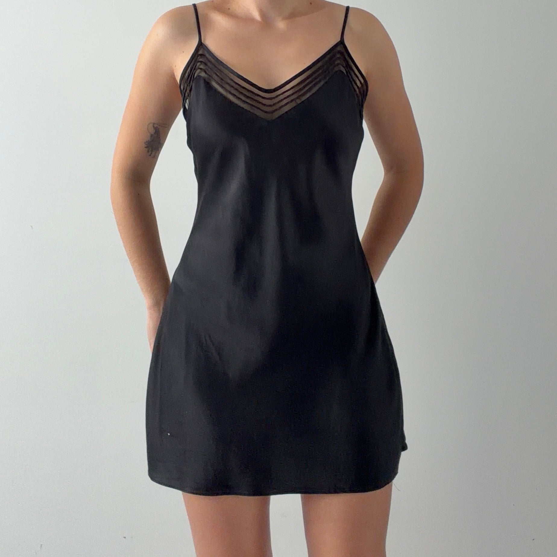2001 Victoria's Secret Silk Slip | M