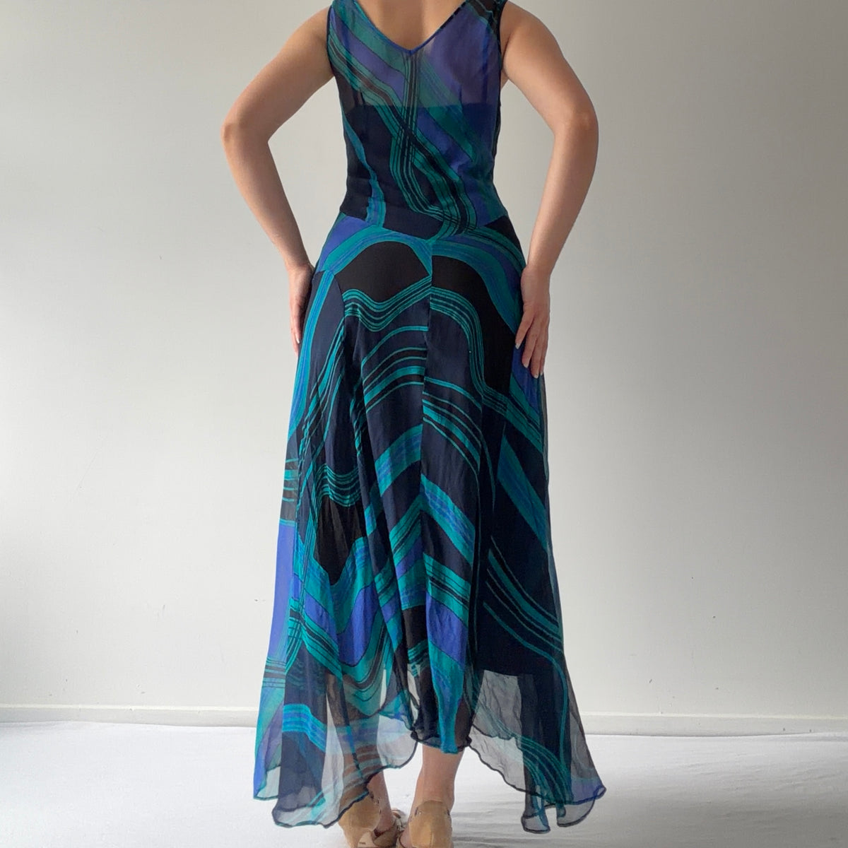 Robbie Bee Silk Maxi Dress | 10-12