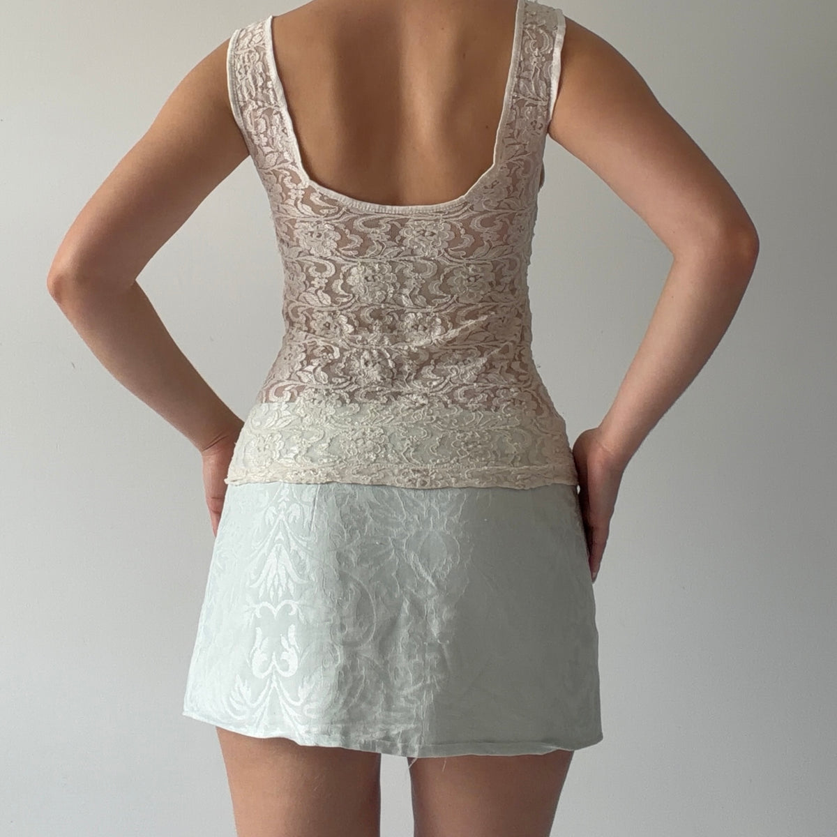 Cinema Etoile Lace Cami Top | M