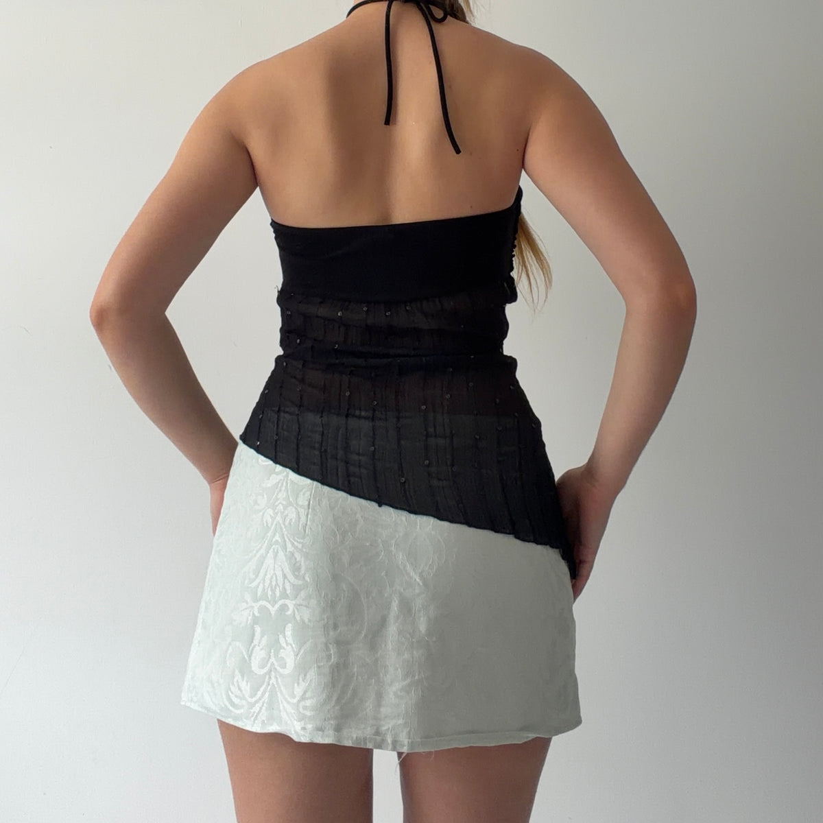 Sirens Sequin Halter Cami | M
