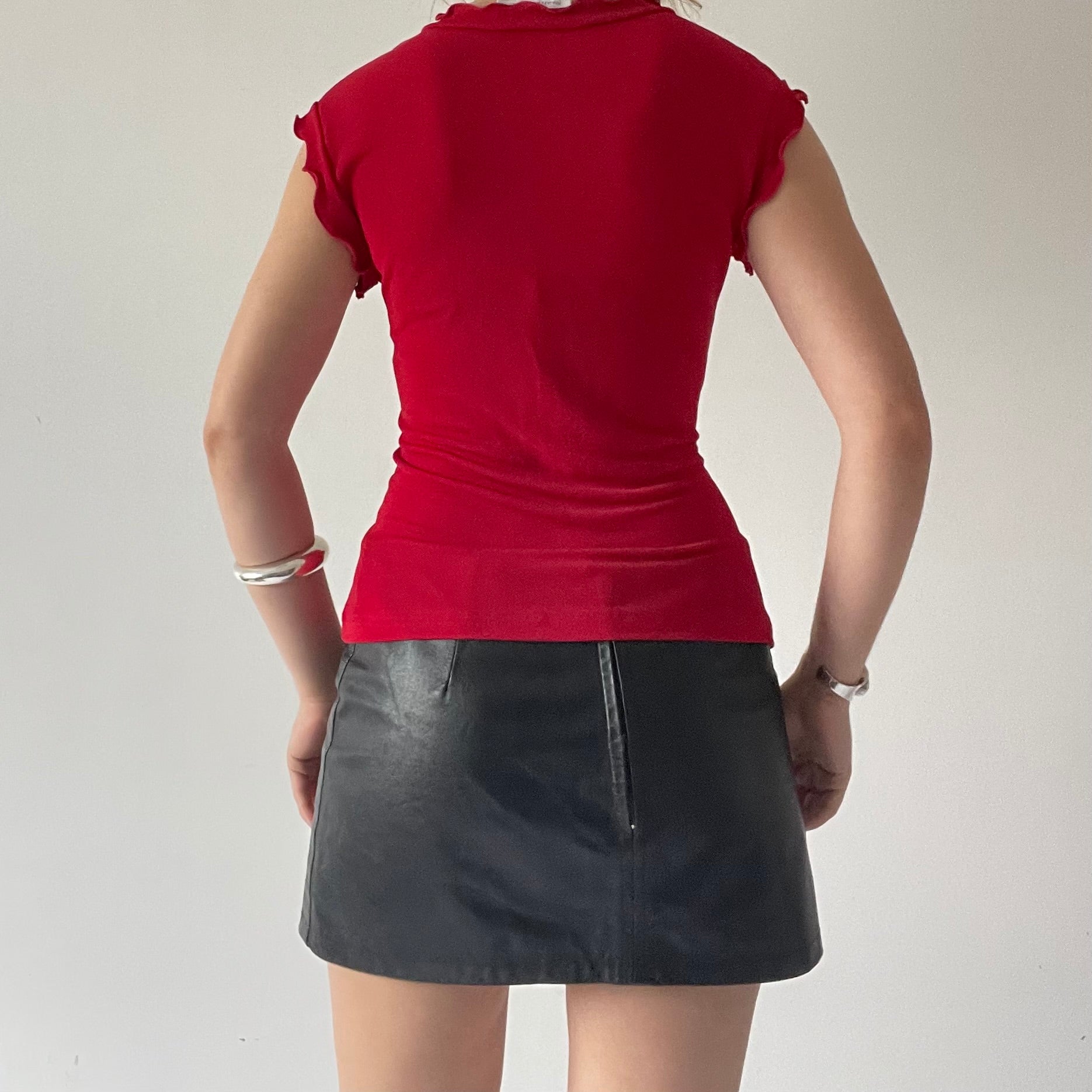 Glory Fitted Ruffle Top | 10-12