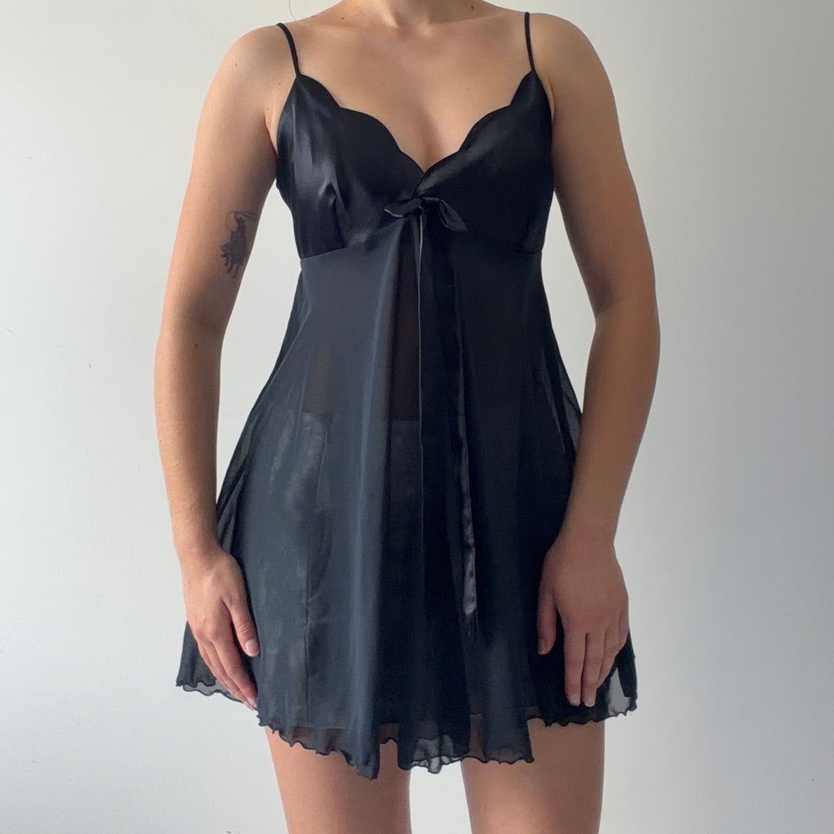 96' Victoria's Secret Bow Slip | M