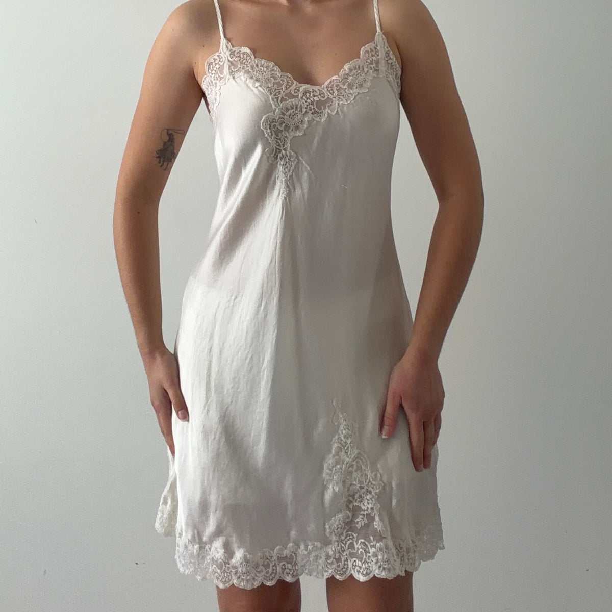 Lisa's Folly Luxe Silk Midi Dress | L