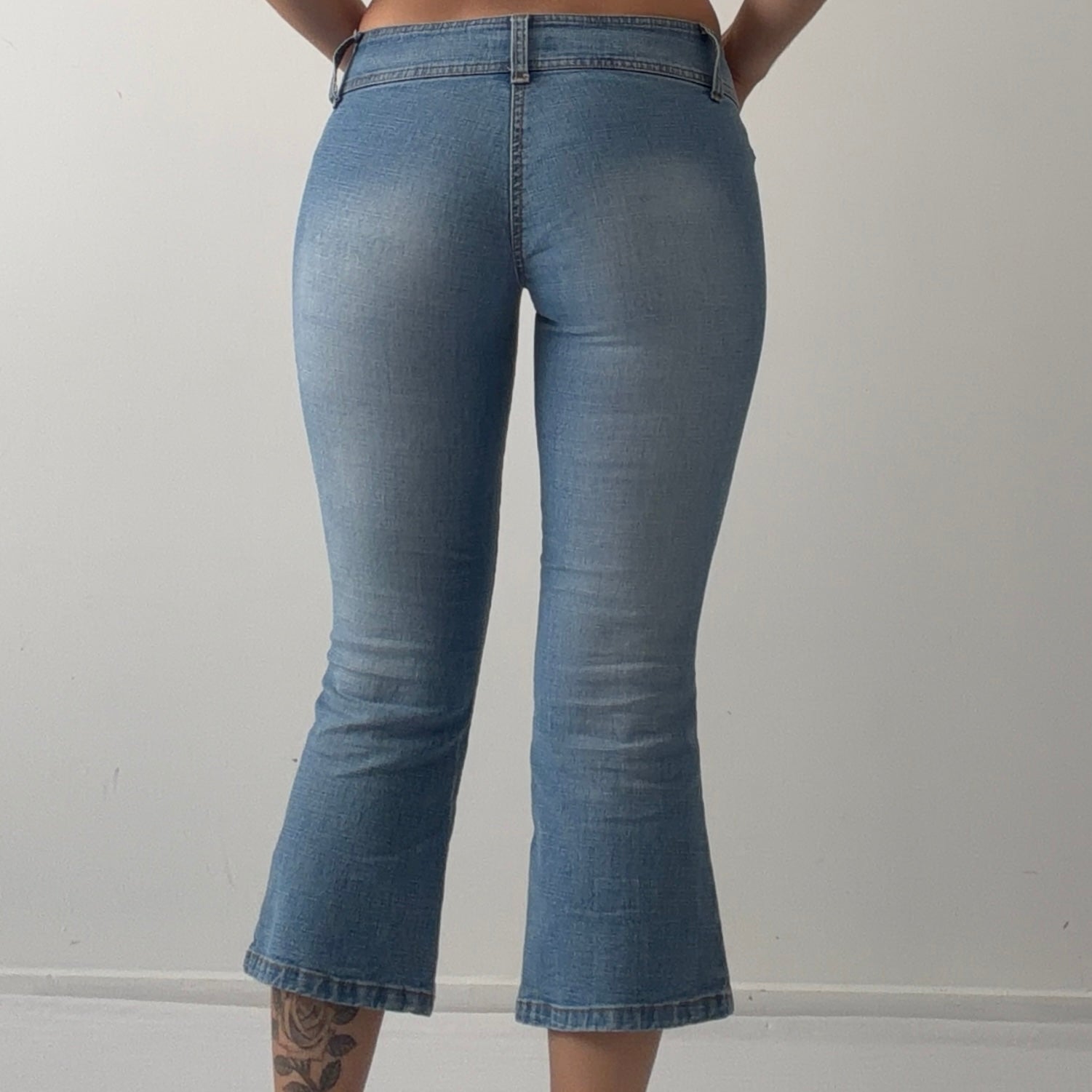 Bongo Low Rise Denim Capri | XS