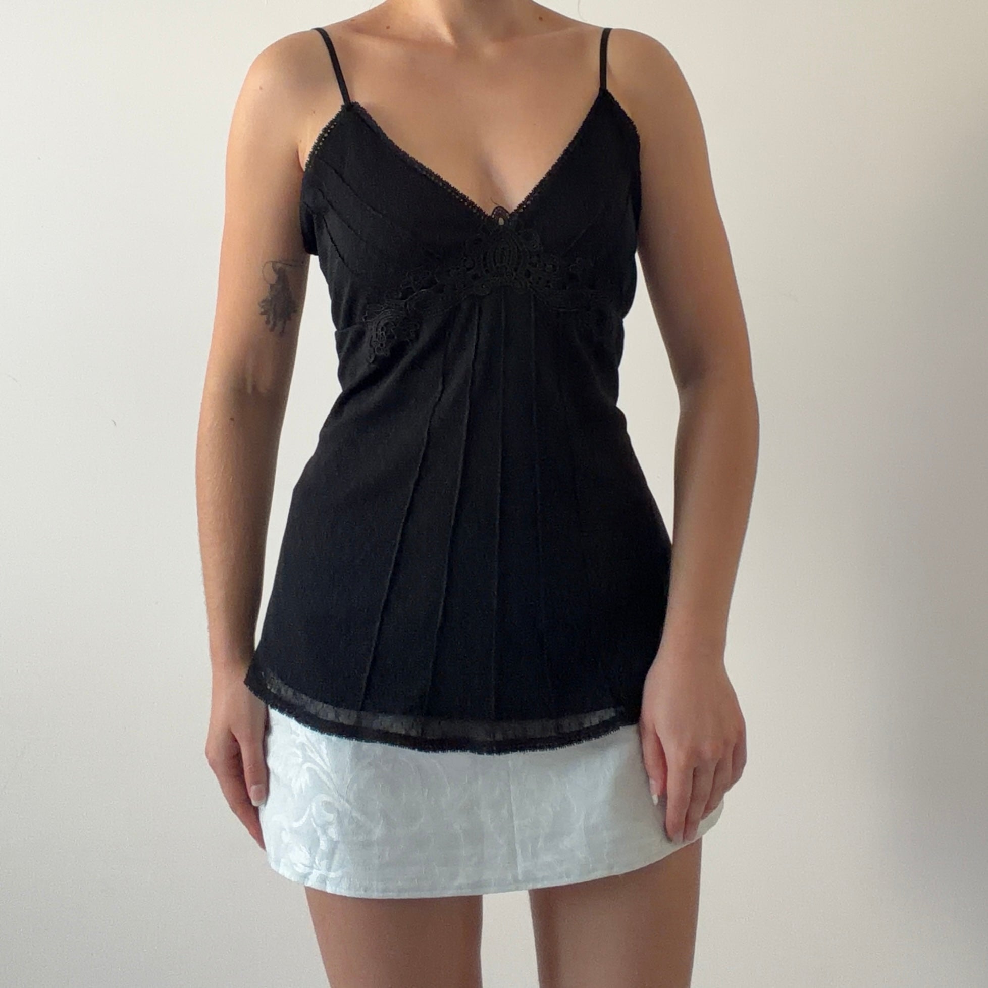No Boundaries Lace Cami Top | 10-12