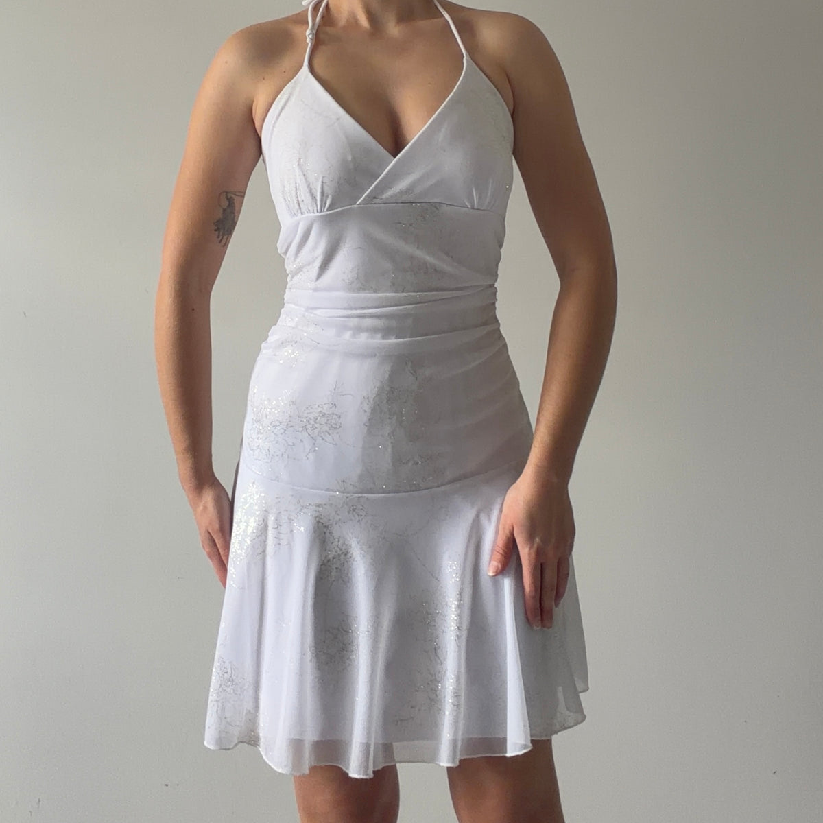 Taboo Halter Midi Dress | 10-12