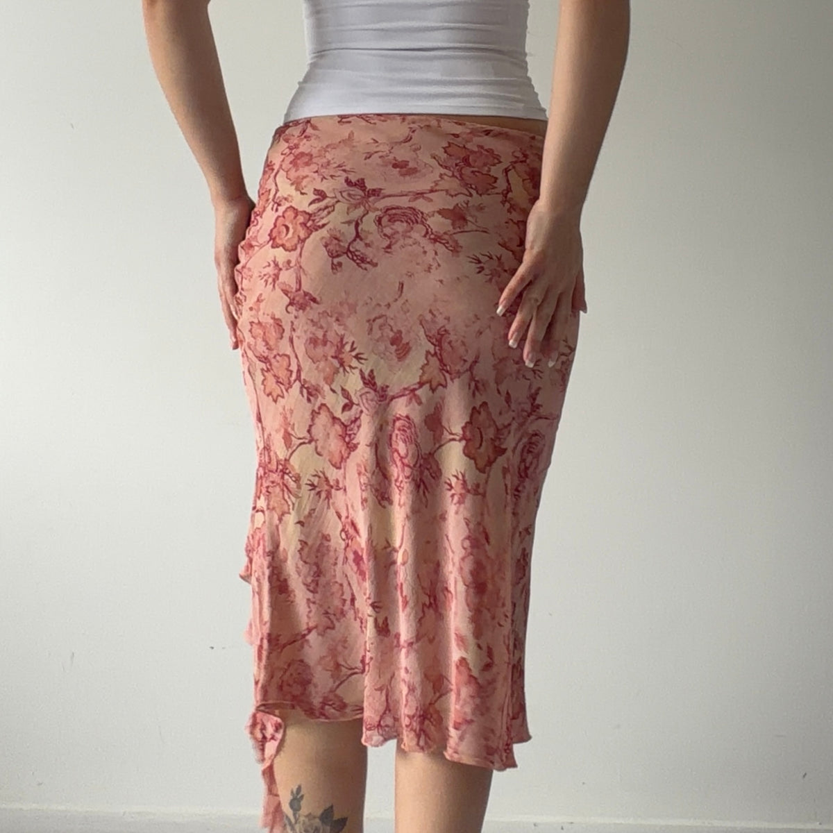 Ici & Maintenant Ruffle Midi Skirt | XS