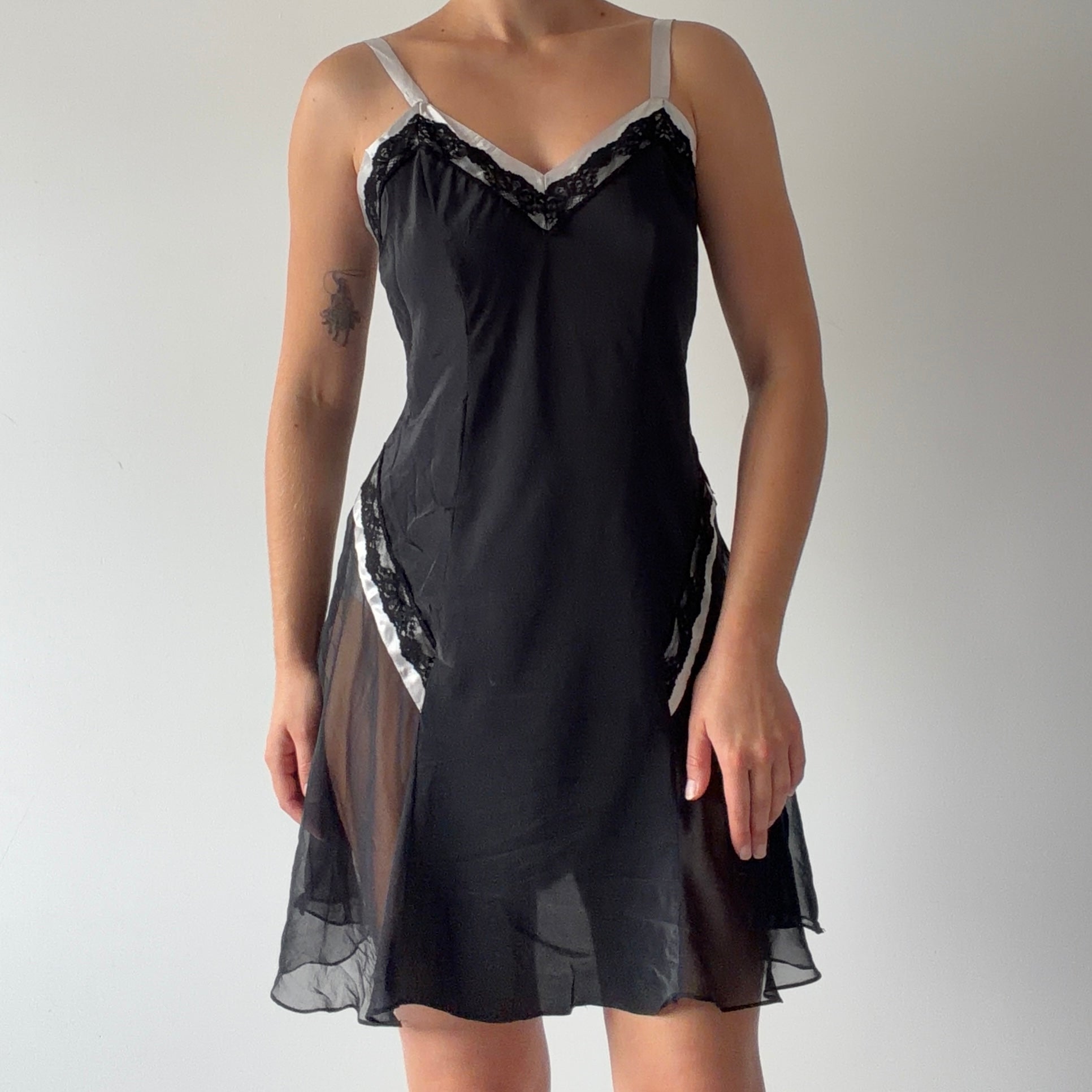 Linda Retro Mini Dress | 8-10