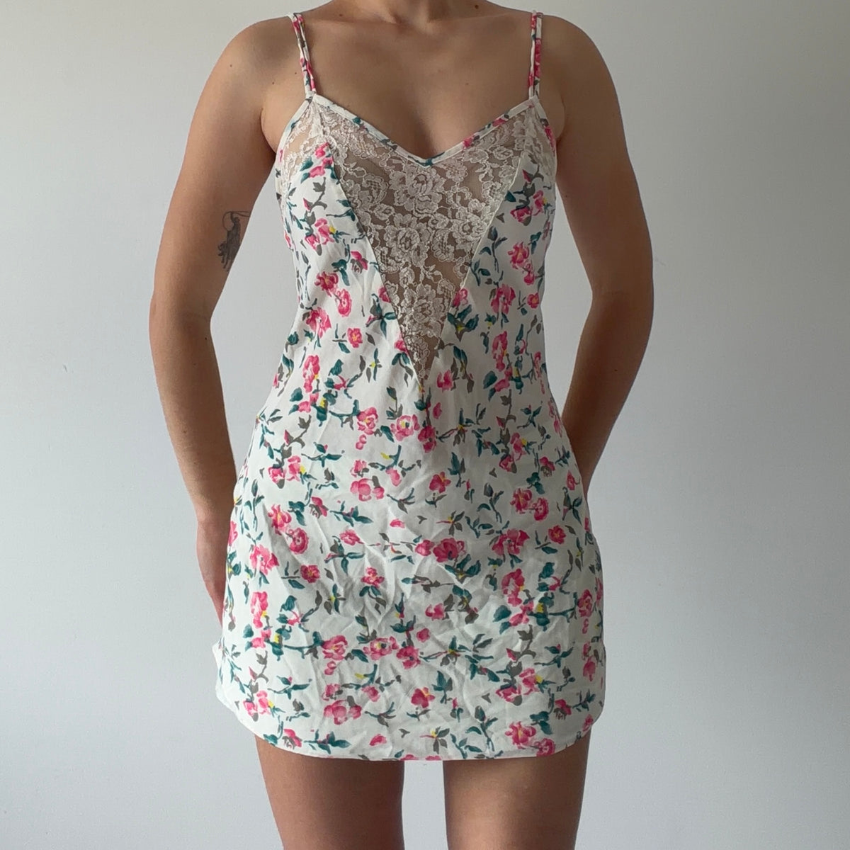 Victoria's Secret Gold Label Floral Slip Dress | 6-8