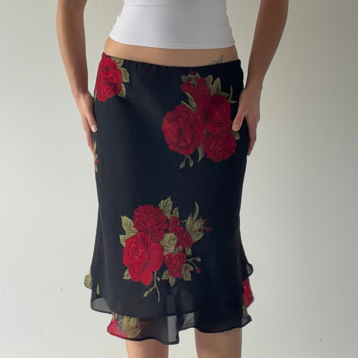 Rose Midi Skirt | M-L