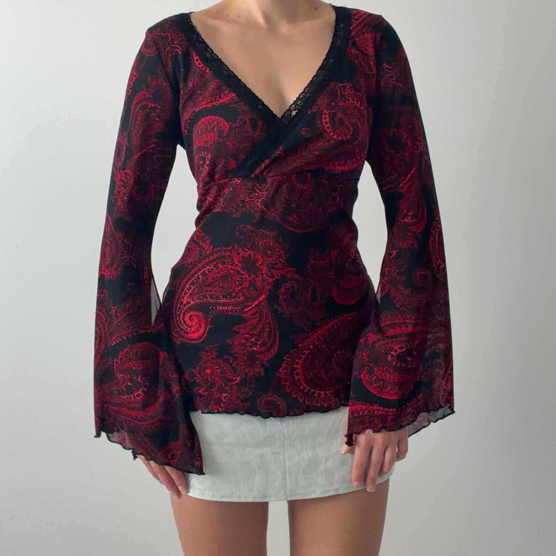 Fashion Bug Bell Sleeve Top | Made in USA | L